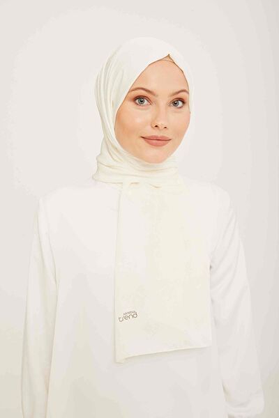 Armine Şal, Eşarp ve Aksesuarı