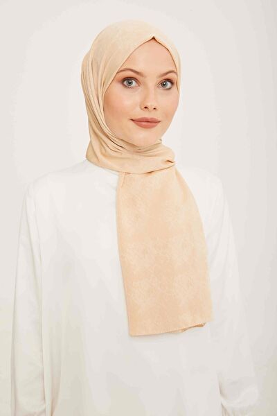 Armine Şal, Eşarp ve Aksesuarı