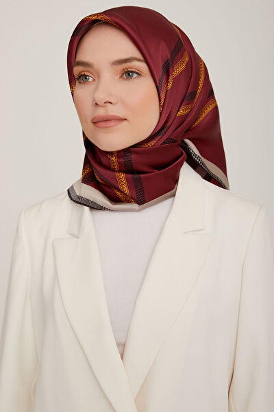 Armine Şal, Eşarp ve Aksesuarı