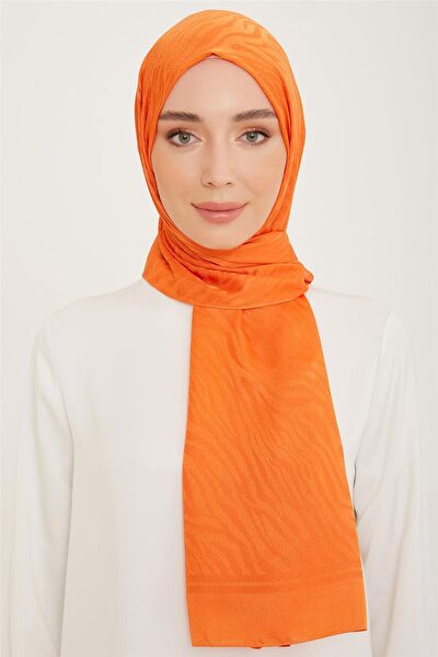 Armine Şal, Eşarp ve Aksesuarı