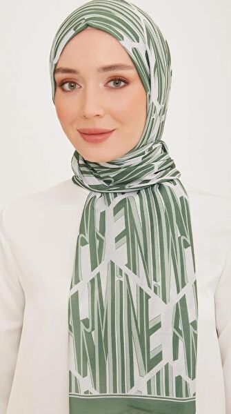 Armine Şal, Eşarp ve Aksesuarı