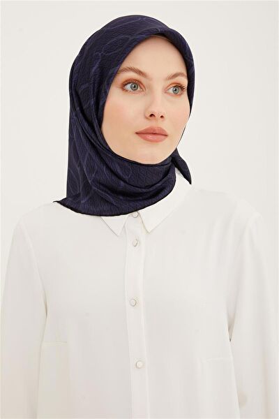 Armine Şal, Eşarp ve Aksesuarı