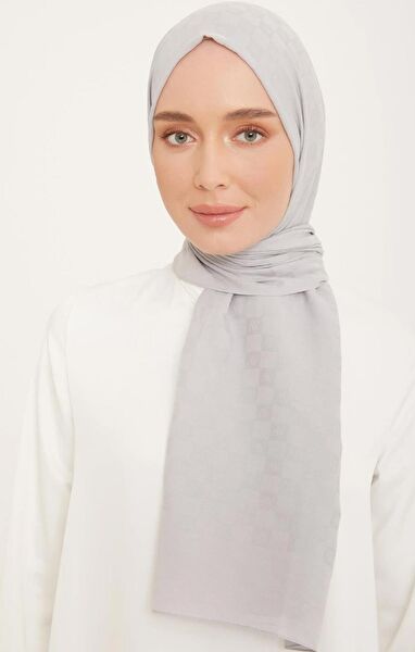 Armine Şal, Eşarp ve Aksesuarı