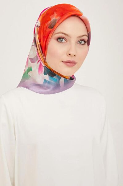 Armine Şal, Eşarp ve Aksesuarı