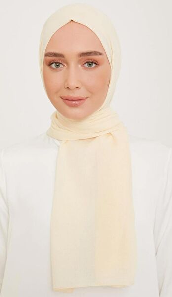 Armine Şal, Eşarp ve Aksesuarı