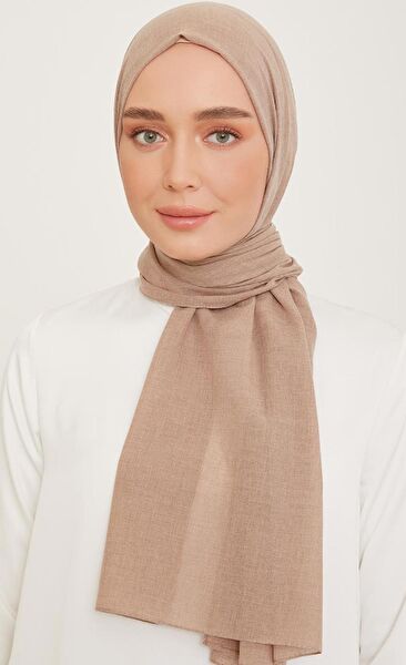 Armine Şal, Eşarp ve Aksesuarı