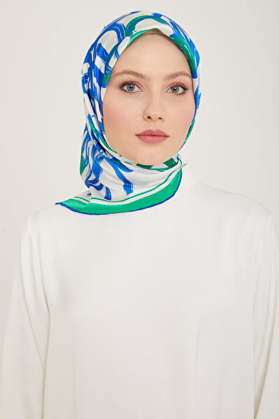 Armine Şal, Eşarp ve Aksesuarı