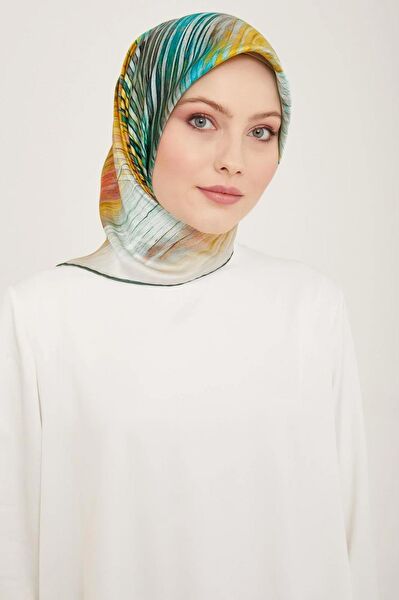 Armine Şal, Eşarp ve Aksesuarı