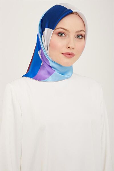 Armine Şal, Eşarp ve Aksesuarı