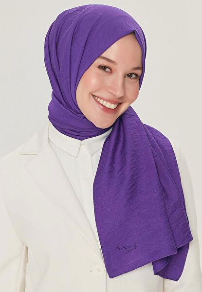 Armine Şal, Eşarp ve Aksesuarı