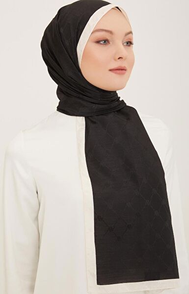 Armine Şal, Eşarp ve Aksesuarı