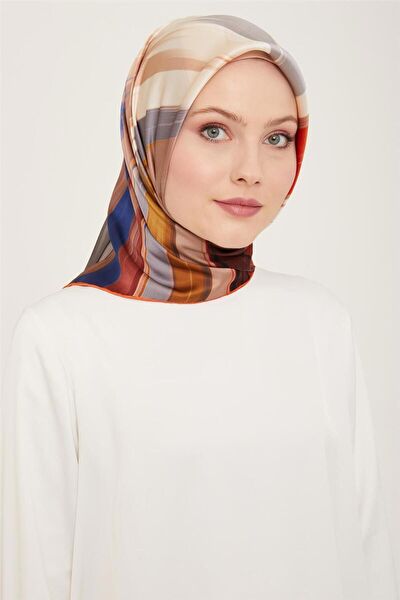 Armine Şal, Eşarp ve Aksesuarı