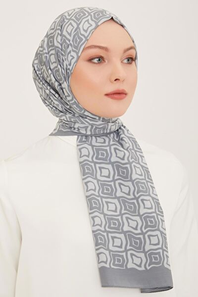 Armine Şal, Eşarp ve Aksesuarı