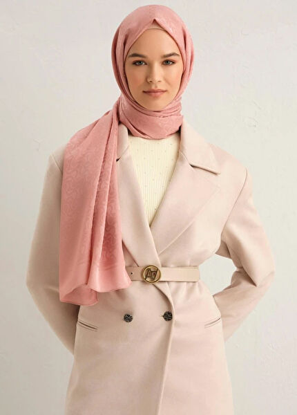 Armine Şal, Eşarp ve Aksesuarı