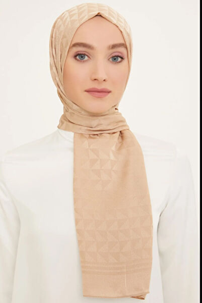 Armine Şal, Eşarp ve Aksesuarı