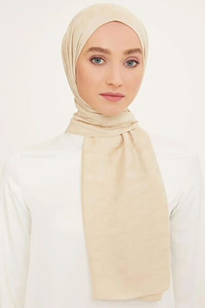 Armine Şal, Eşarp ve Aksesuarı