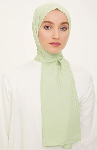 Armine Şal, Eşarp ve Aksesuarı