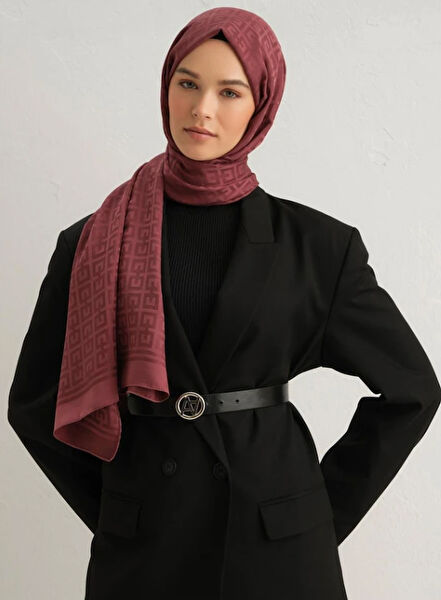 Armine Şal, Eşarp ve Aksesuarı