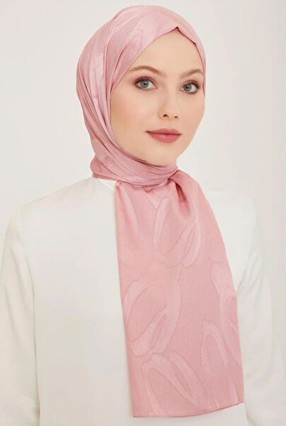 Armine Şal, Eşarp ve Aksesuarı