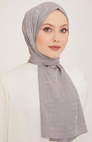 Armine Şal, Eşarp ve Aksesuarı