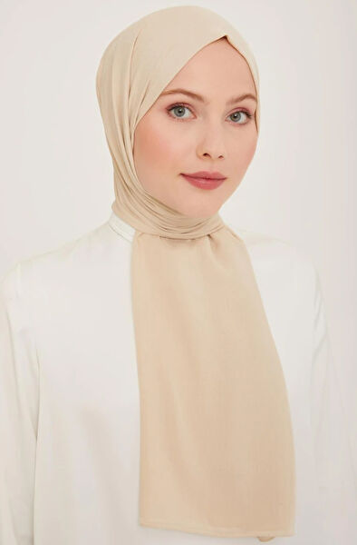 Armine Şal, Eşarp ve Aksesuarı