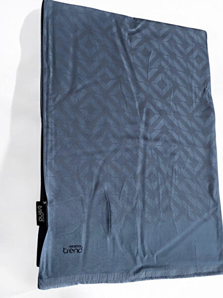 Armine Şal, Eşarp ve Aksesuarı