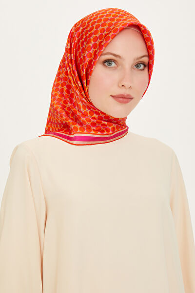 Armine Şal, Eşarp ve Aksesuarı