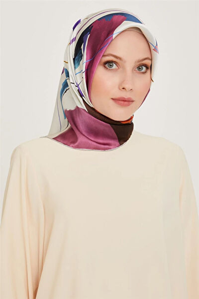 Armine Şal, Eşarp ve Aksesuarı