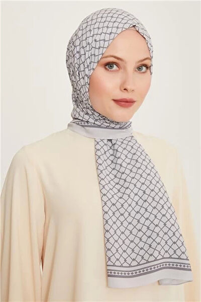 Armine Şal, Eşarp ve Aksesuarı