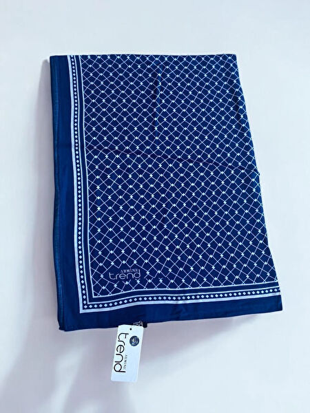 Armine Şal, Eşarp ve Aksesuarı