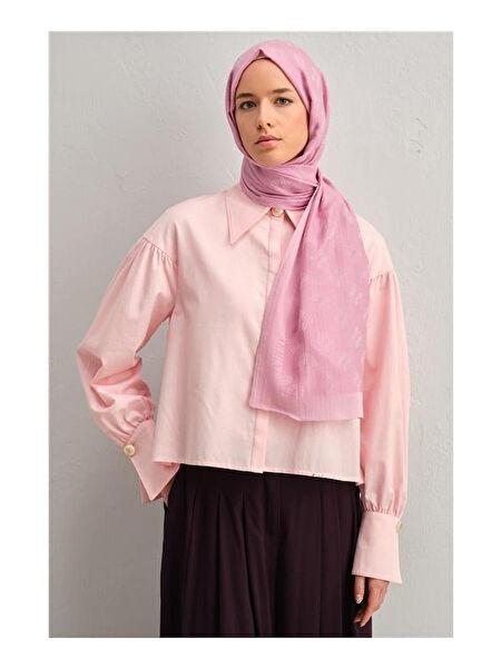 Armine Şal, Eşarp ve Aksesuarı