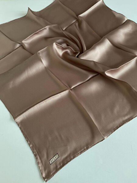 Belli Şal, Eşarp ve Aksesuarı