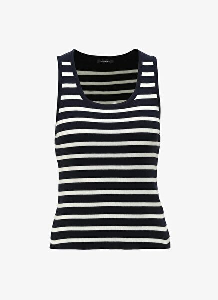 Fabrika Kadın Atlet, Body