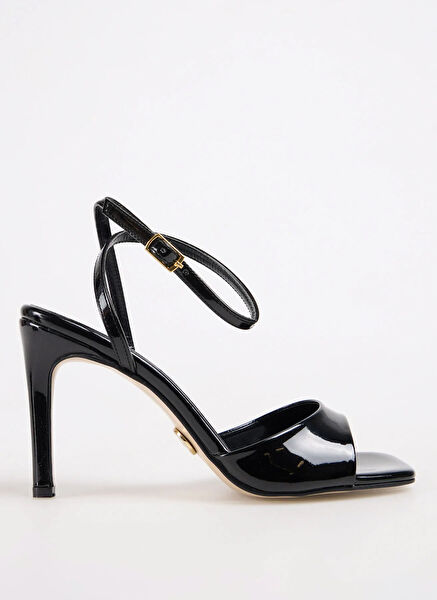 Fabrika Klasik Topuklu Ayakkabı