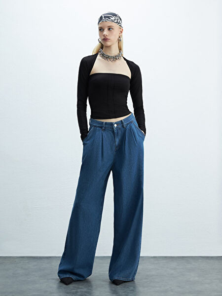 LTB Kadın Atlet, Body