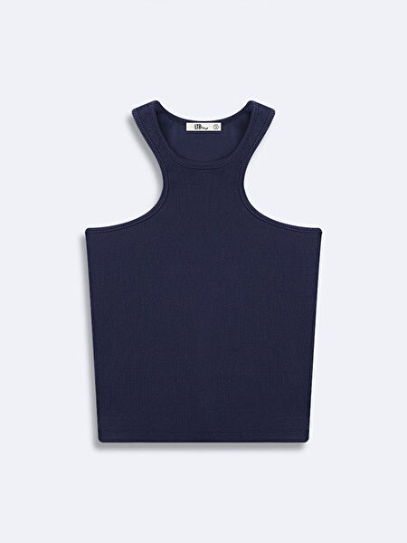 LTB Kadın Atlet, Body