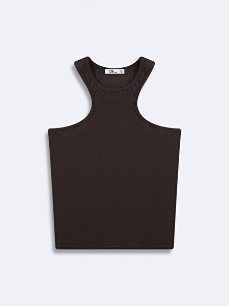 LTB Kadın Atlet, Body