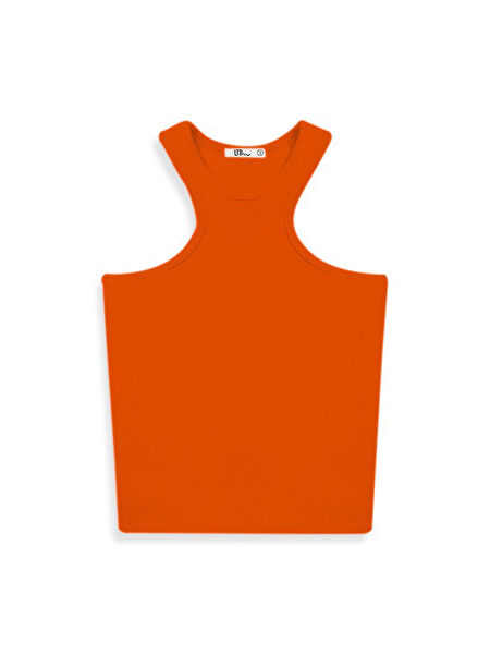 LTB Kadın Atlet, Body