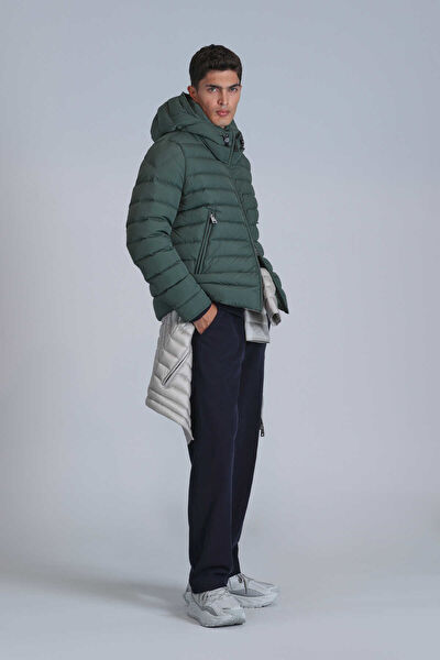 Lufian Erkek Mont, Kaban