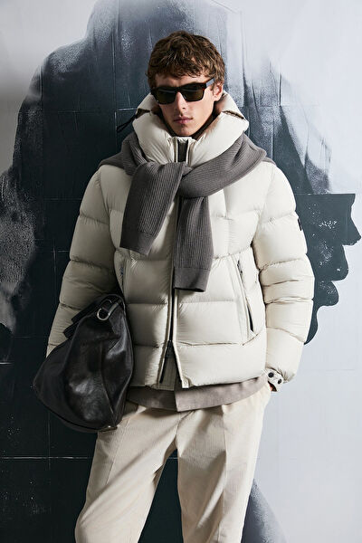 Lufian Erkek Mont, Kaban