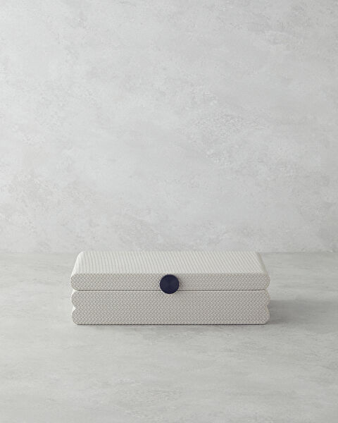 English Home Sepet, Kutu