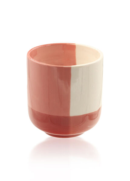 The Mia Vazo, Saksı