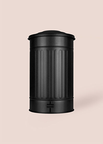 The Mia Çöp Kovası