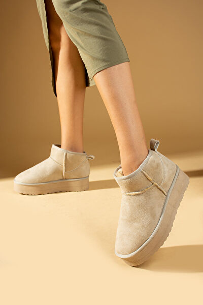 Pembe Potin Kadın Bot