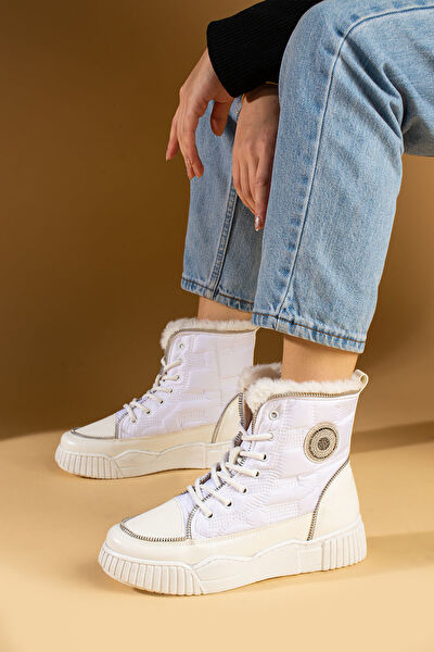 Pembe Potin Kadın Bot