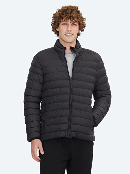 Kip Erkek Mont, Kaban