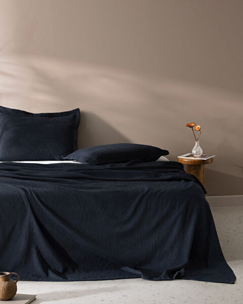 Madame Coco Yatak Örtüsü