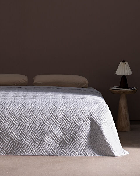 Madame Coco Yatak Örtüsü