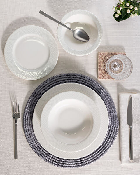 Madame Coco Yemek Takımı