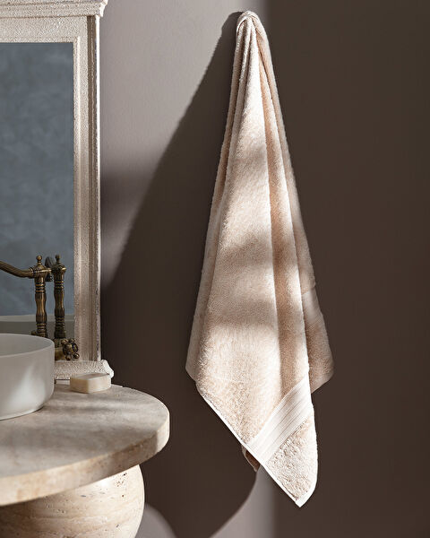 Madame Coco Banyo Havlusu